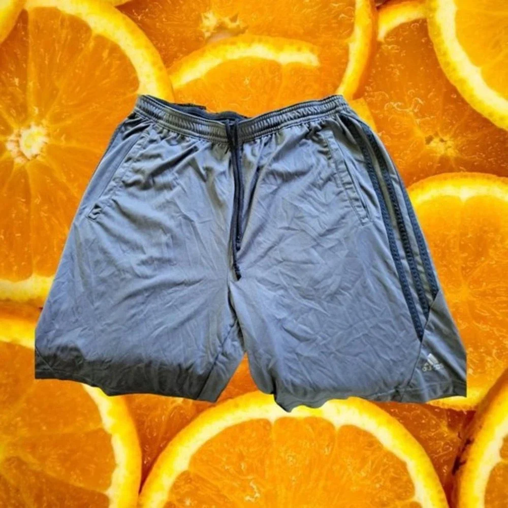 Adidas‎ Gray Shorts Size Large